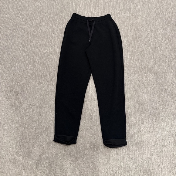 EUC Spanx Airessentials Tapered Leg Pants - Picture 3 of 5